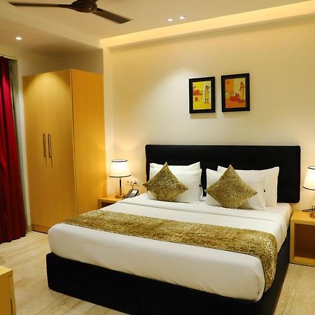 Hotel Malbork Inn Rajouri Garden Delhi - Couple Friendly Local Ids Accepted Νέο Δελχί Εξωτερικό φωτογραφία