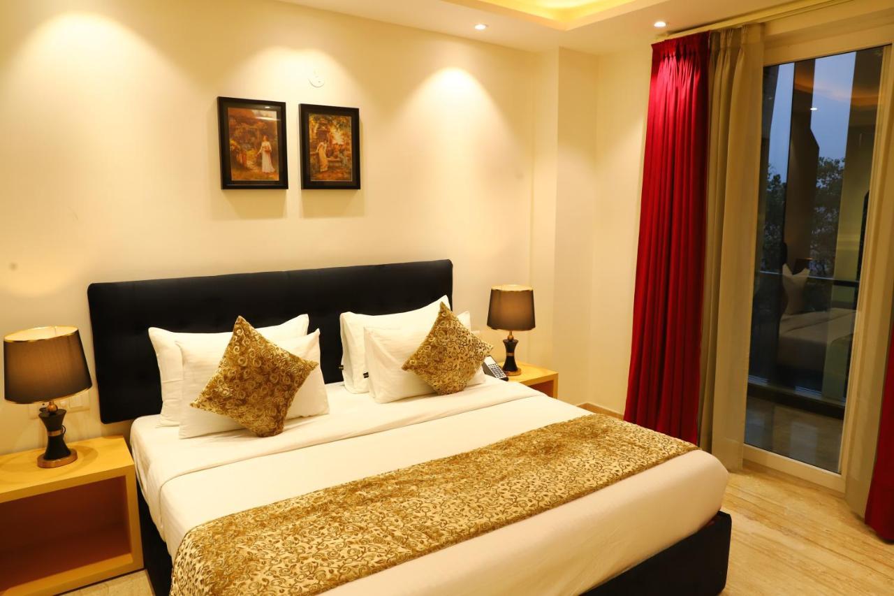 Hotel Malbork Inn Rajouri Garden Delhi - Couple Friendly Local Ids Accepted Νέο Δελχί Εξωτερικό φωτογραφία